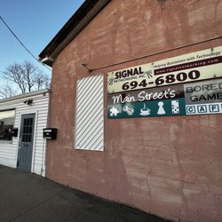 Main Street's Bored Game Cafe - Outside the cafe