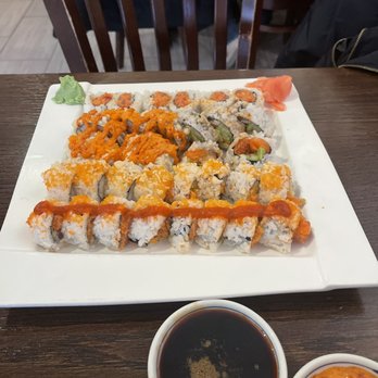 Sushi Para - Japanese Near Me - Palatine, Illinois