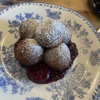 Cecilia - Donuts - Breakfast & Brunch Near Me - Vancouver, Washington