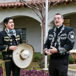 Osmar Villa - Singing along side Bishop Brennan from the Catholic Diocese of Fresno CA