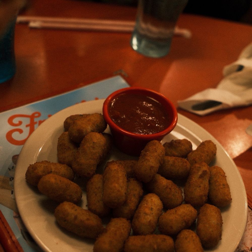 Friendly's - Mini Mozzarella Sticks - Breakfast & Brunch Near Me - Norwood, Massachusetts