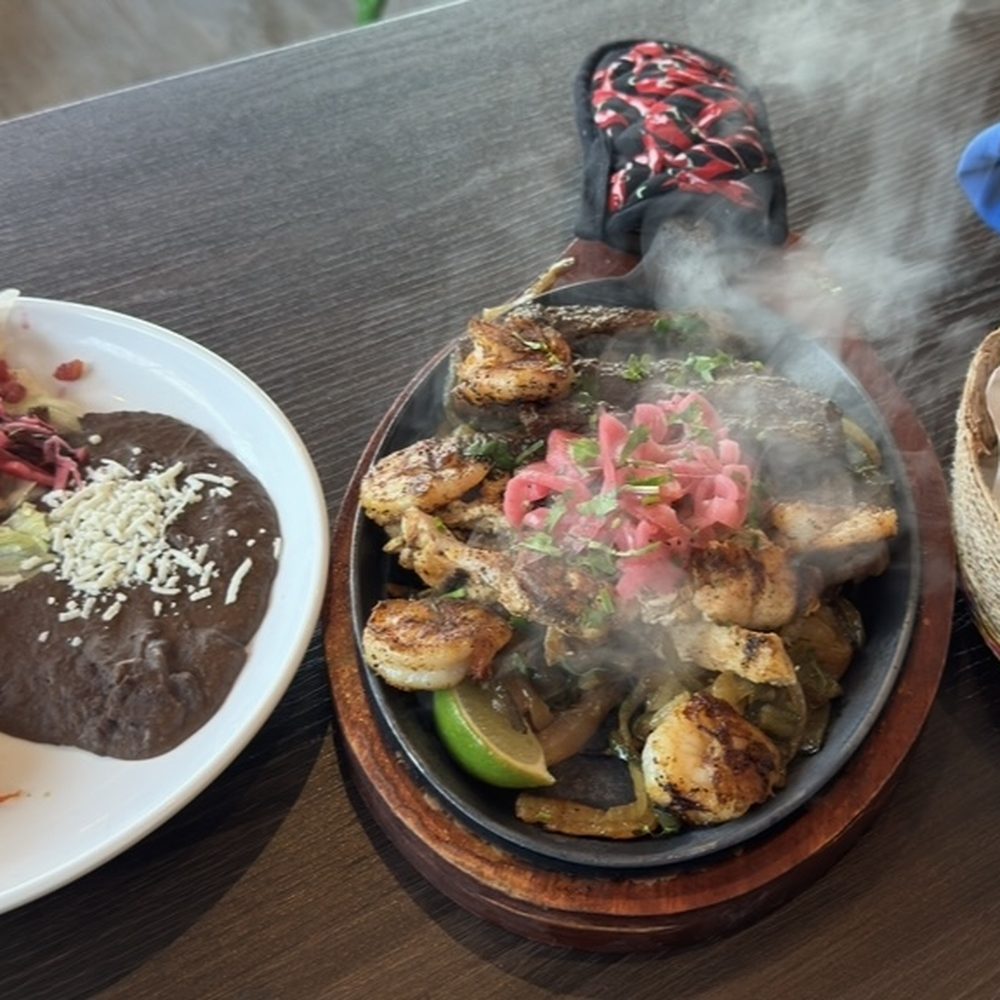 Tequila's Waterfront - Trio Fajitas - Mexican Near Me - Wilmington, North Carolina Tequila's Waterfront - Trio Fajitas - Mexican Near Me - Wilmington, North Carolina