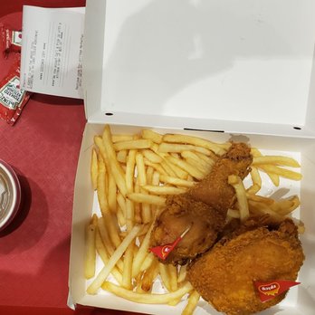 Jollibee - Chicken fries gravy - Fast Food Near Me - New York, New York Jollibee - Chicken fries gravy - Fast Food Near Me - New York, New York
