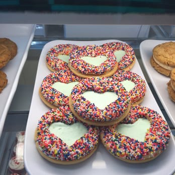 SusieCakes - Studio City - Sweet heart sugar cookie! So good - Bakeries Near Me - Studio City, California SusieCakes - Studio City - Sweet heart sugar cookie! So good - Bakeries Near Me - Studio City, California