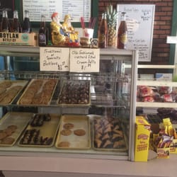 Turtle Creek Market Featuring Isalys