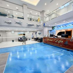 Jimmy's Crows Nest - View of the hotel lobby above Jimmy's restaurant on Clearwater Beach