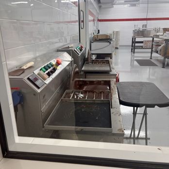 Buffetts Candies - Yummy chocolate moving - Candy Stores Near Me - Albuquerque, New Mexico