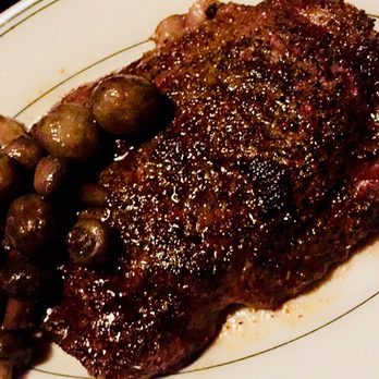 Archie's Waeside - Peppered ribeye with mushrooms - American Near Me - Le Mars, Iowa Archie's Waeside - Peppered ribeye with mushrooms - American Near Me - Le Mars, Iowa