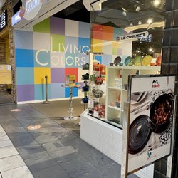 Living Colors - Entrance
