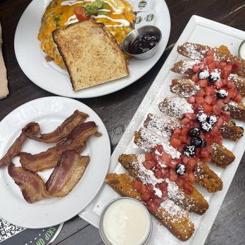 Blu Jam Cafe - Breakfast & Brunch Near Me - Los Angeles, California