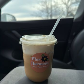 Flor Hermosa - Iced Vanilla Latte with Cold Foam - Coffee & Tea Near Me - Richmond, California Flor Hermosa - Iced Vanilla Latte with Cold Foam - Coffee & Tea Near Me - Richmond, California