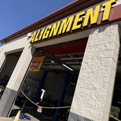 Les Schwab Tire Center