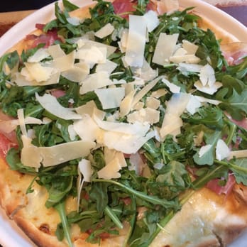 La Piazza - Merrick - Pizza Prosciutto E Arugula - Pizza Near Me - Merrick, New York