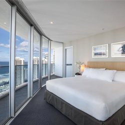 Hilton Surfers Paradise Hotel & Residences - Guest room