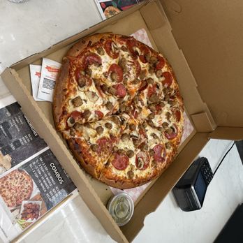The Valley - 1+818-616-4306 TAKE OUT CALL AHEAD YUP YIPPEY - Pizza Near Me - Los Angeles, California