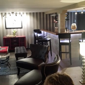 Panico's Bistro - Picture of the basement waiting area. They also have a patio waiting area near the entrance. - Pizza Near Me - Cape May, New Jersey