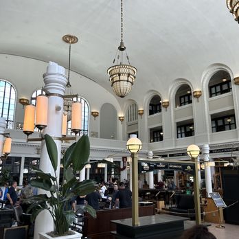 Denver Union Station - Great Hall - Train Stations Near Me - Denver, Colorado