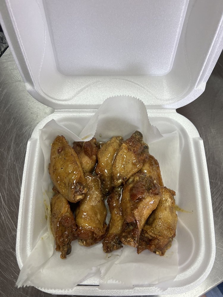 HOUSE OF WINGS 4103 NW 17th Ave, Miami, Florida Chicken Wings