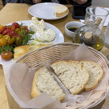 Mastra - Caprese salad and focaccia bread - Italian Near Me - American Fork, Utah Mastra - Caprese salad and focaccia bread - Italian Near Me - American Fork, Utah