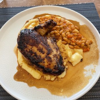 Lakeview Lounge - Herb chicken - Canadian (New) Near Me - Lake Louise, Alberta