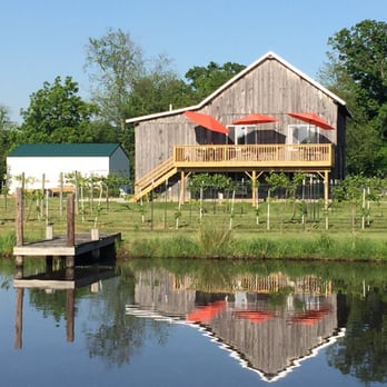 At The Barn Winery - Wine Tasting Room Near Me - Lawrenceburg, Indiana