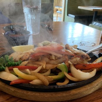 El Jardín - Chicken fajitas are amazing - Mexican Near Me - Elk Grove, California El Jardín - Chicken fajitas are amazing - Mexican Near Me - Elk Grove, California