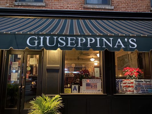 Giuseppina's by null