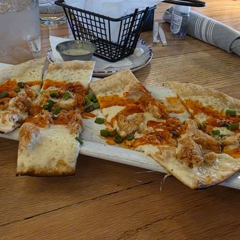 Nashoba - Buffalo chicken pizza - Breweries Near Me - Collierville, Tennessee Nashoba - Buffalo chicken pizza - Breweries Near Me - Collierville, Tennessee