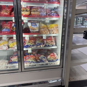 Piggly Wiggly - Frozen section - Grocery Near Me - Darlington, South Carolina Piggly Wiggly - Frozen section - Grocery Near Me - Darlington, South Carolina