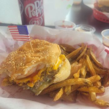 Oak Burger - Sooo freeking good - Burgers Near Me - Oakville, Washington Oak Burger - Sooo freeking good - Burgers Near Me - Oakville, Washington
