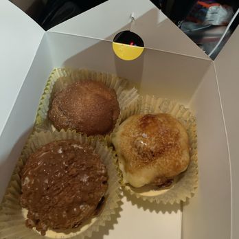 Beard Papa’s - Cookie butter, crème brûlée and honey butter amazing! - Desserts Near Me - San Diego, California Beard Papa’s - Cookie butter, crème brûlée and honey butter amazing! - Desserts Near Me - San Diego, California
