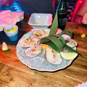 Crusoe Wynwood - Oysters - Seafood Near Me - Miami, Florida Crusoe Wynwood - Oysters - Seafood Near Me - Miami, Florida