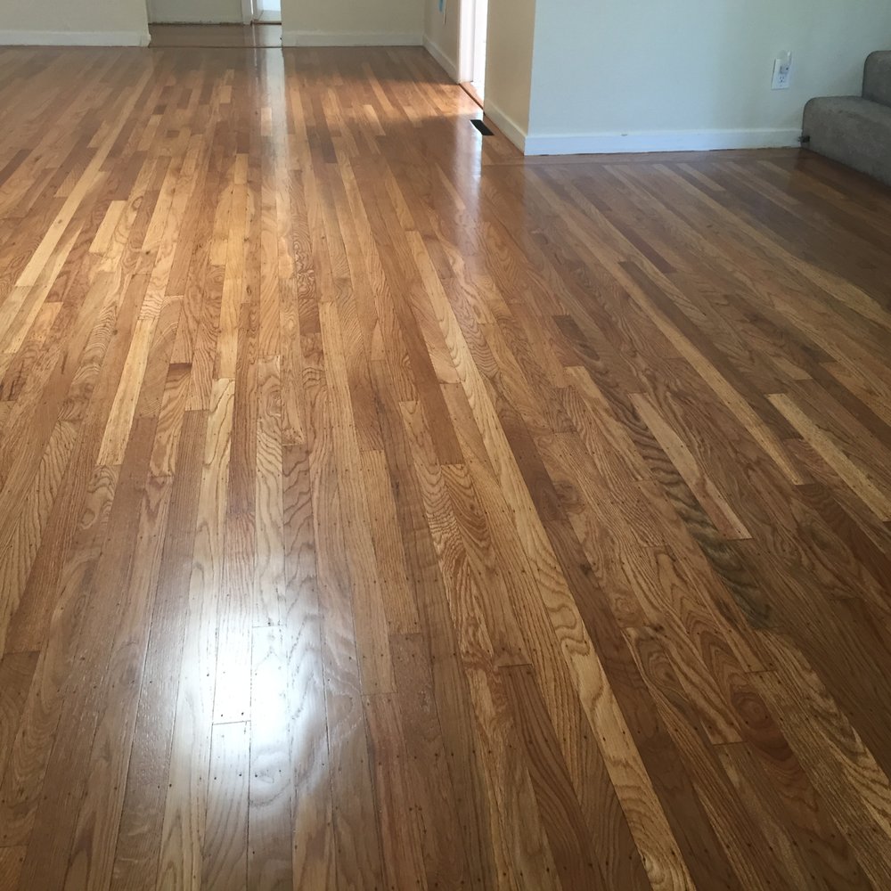 National Floors - Red Maple finish - Flooring Near Me National Floors - Red Maple finish - Flooring Near Me