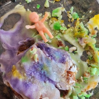 SugarLove Cakes - King Cake, found the Baby! - Cupcakes Near Me - Slidell, Louisiana SugarLove Cakes - King Cake, found the Baby! - Cupcakes Near Me - Slidell, Louisiana