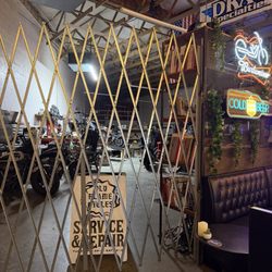 Third Coast Hot Dogs - Repair Shop