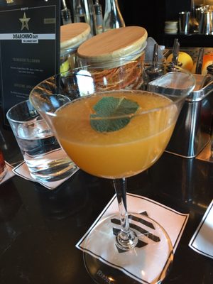 Bar am Wasser by null