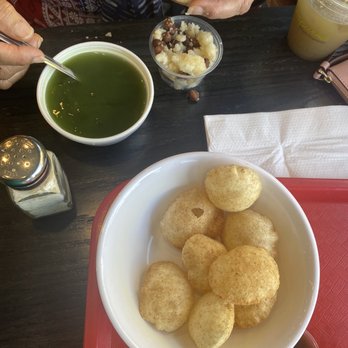 Annapurna - The WORST pani puri I've ever had in my LIFE! - Indian Near Me - Chicago, Illinois