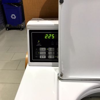 Spin Cycle Laundry Lounge - $1.75 to $2.25 and it still seems to go faster in counting down to zero. - Laundromat Near Me - Manteca, California