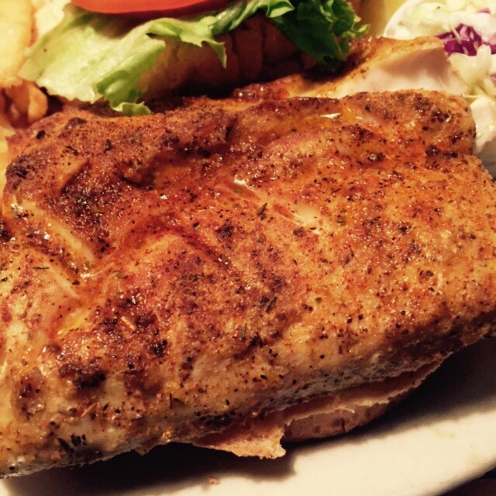 Briny Irish Pub - Blackened mahi mahi - American Near Me - Pompano Beach, Florida Briny Irish Pub - Blackened mahi mahi - American Near Me - Pompano Beach, Florida