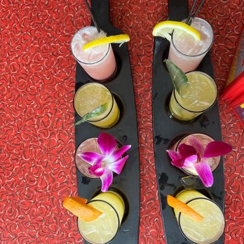 The Friendly Toast - Mimosa flights - Breakfast & Brunch Near Me - Dedham, Massachusetts The Friendly Toast - Mimosa flights - Breakfast & Brunch Near Me - Dedham, Massachusetts