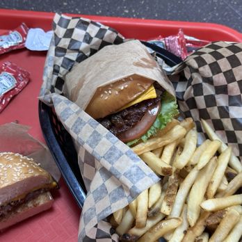 Tommy's Burger Co - single burger with french fries cooked in tallow - Burgers Near Me - Richmond, California Tommy's Burger Co - single burger with french fries cooked in tallow - Burgers Near Me - Richmond, California