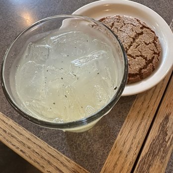 Mishka's Cafe - Mint lemonade and ginger snap cookie - Coffee & Tea Near Me - Davis, California