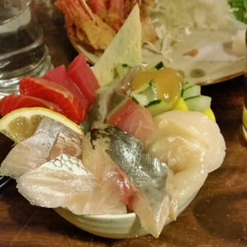 Maneki - Chirashi bowl - Japanese Near Me - Seattle, Washington