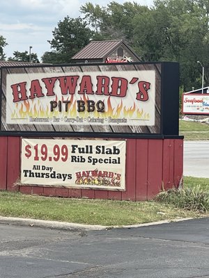 Hayward's Pit Bar B Que & Catering by null