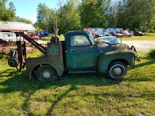 Clute's Garage & Wrecker Service