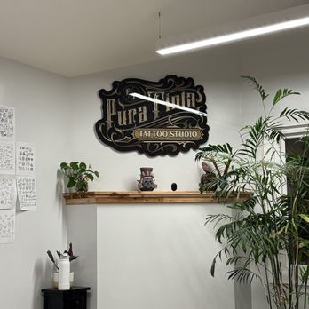 Pura Tinta Tattoo Studio - Inside the studio - Tattoo Near Me - San Jose, California Pura Tinta Tattoo Studio - Inside the studio - Tattoo Near Me - San Jose, California