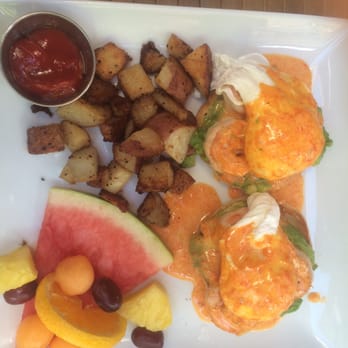 State & Fig - Egg benedict - Cafes Near Me - Santa Barbara, California State & Fig - Egg benedict - Cafes Near Me - Santa Barbara, California
