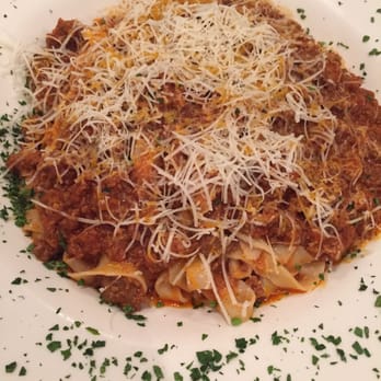 Magna Restaurant - Fettuccini bolognese. Pasta overcooked and very soft. - Italian Near Me - Flushing, New York Magna Restaurant - Fettuccini bolognese. Pasta overcooked and very soft. - Italian Near Me - Flushing, New York