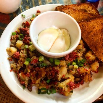 Crossroads Cafe - Corned Beef Hash with Poached Eggs. - Cafes Near Me - Joshua Tree, California