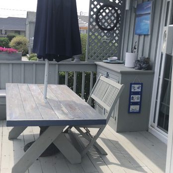 Beach Plum Resort - deck area - Hotels Near Me - Montauk, New York